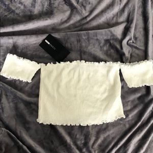 Ribbed Off shoulder Crop